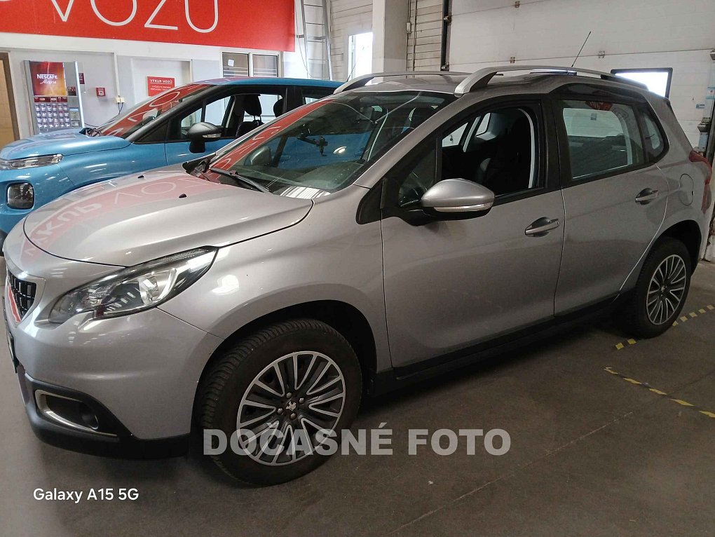 Peugeot 2008 1.2 PT 