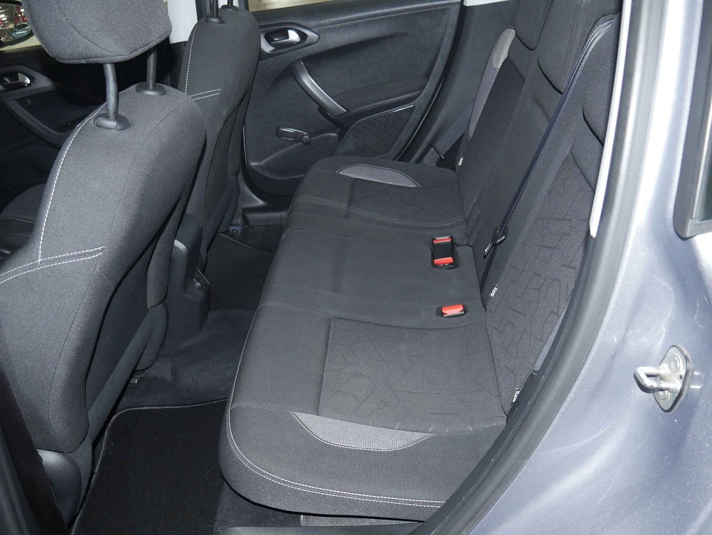 Peugeot 2008 1.2 PT Active