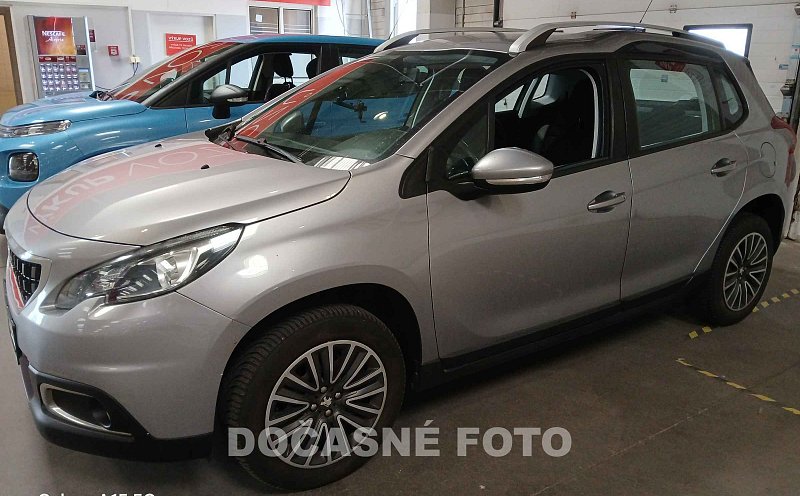 Peugeot 2008 1.2 PT 