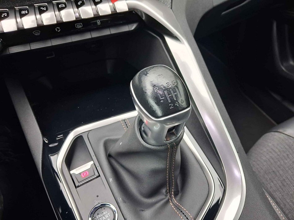 Peugeot 3008 1.2 PT GT Line