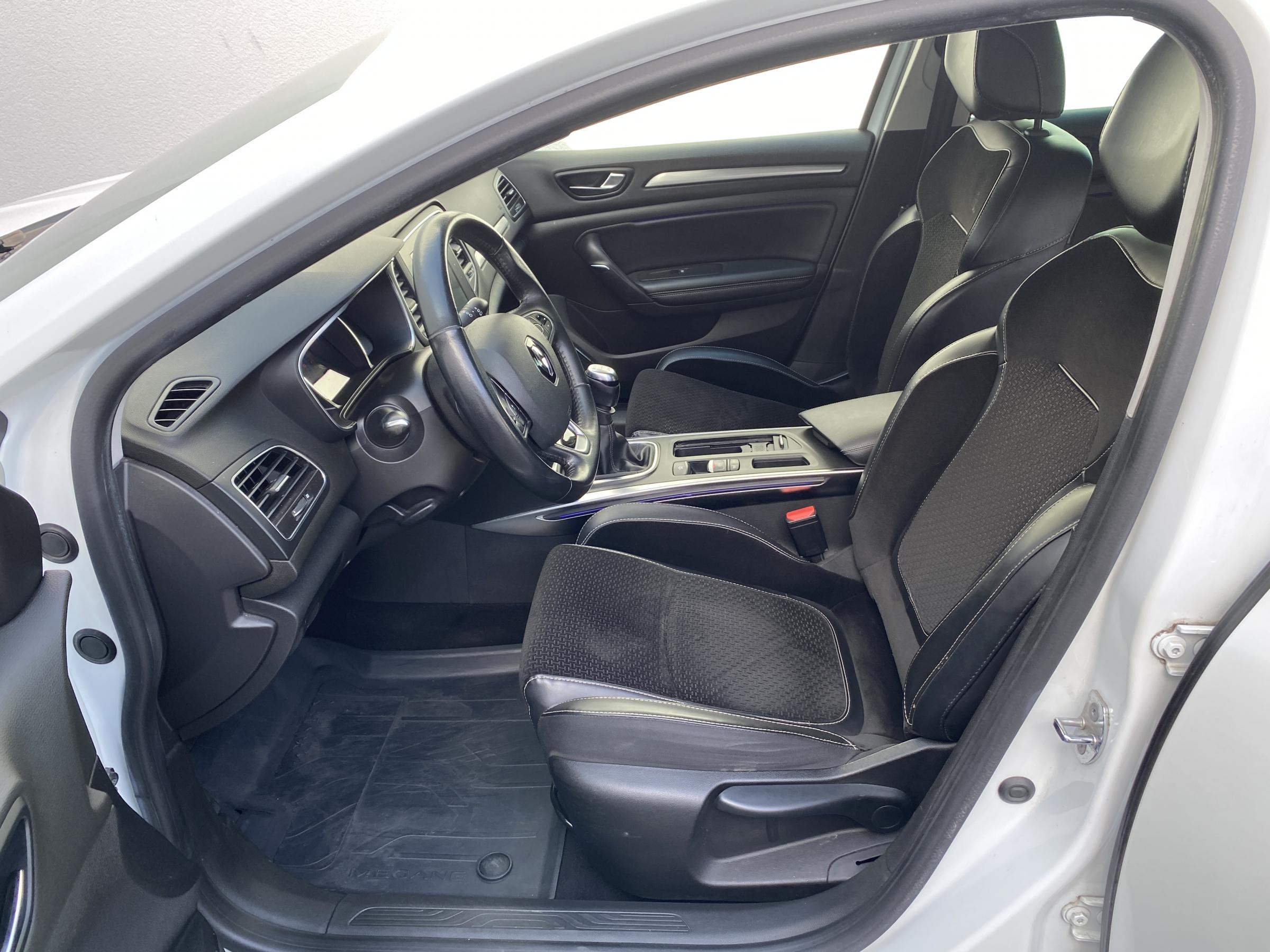 Renault Mégane, 2017 - pohled č. 14