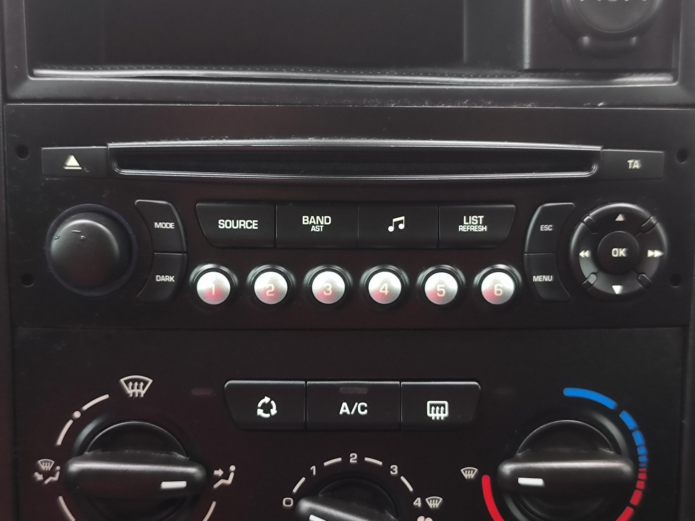 Citroën Berlingo, 2012 - pohled č. 13