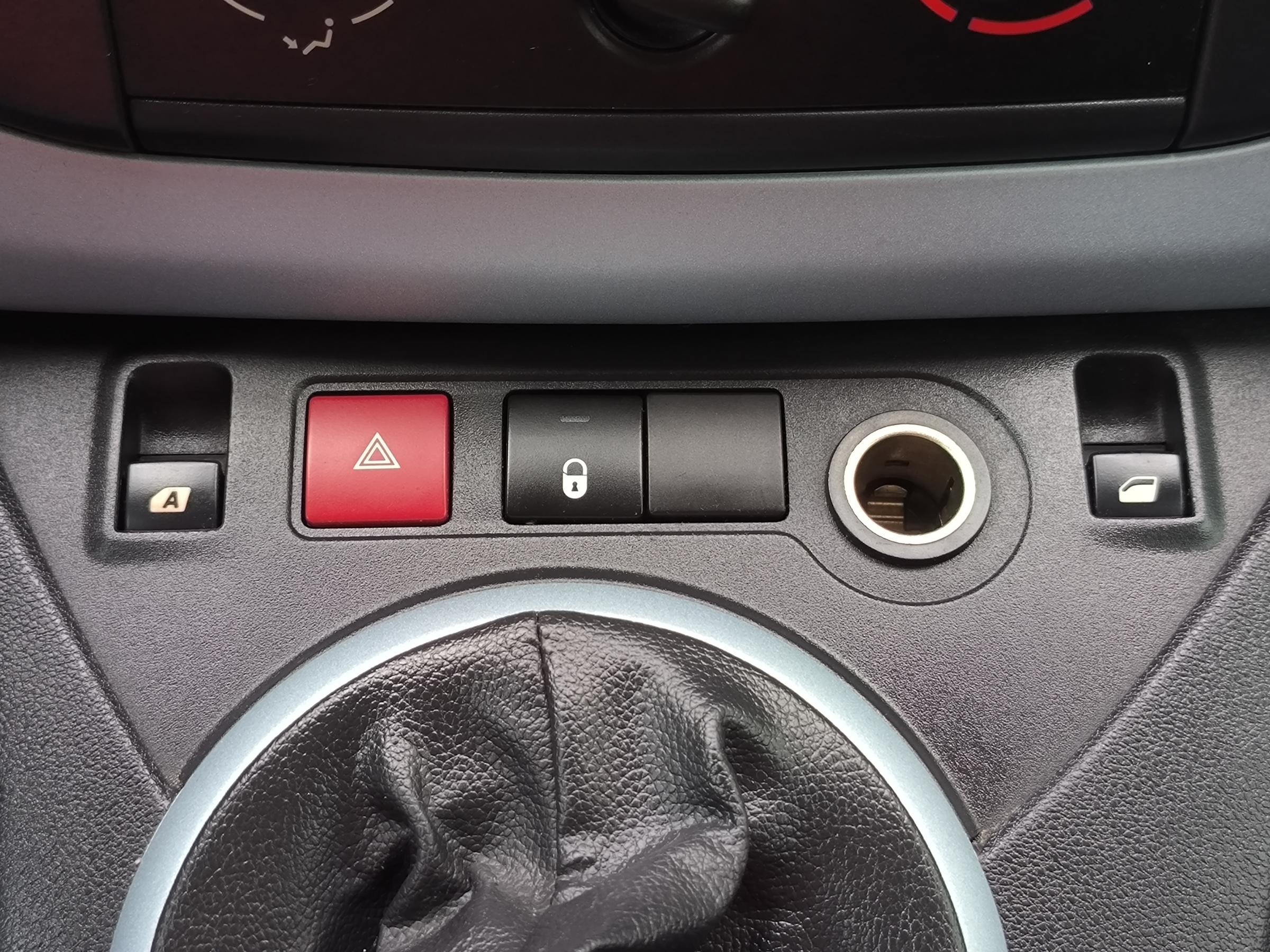 Citroën Berlingo, 2012 - pohled č. 15