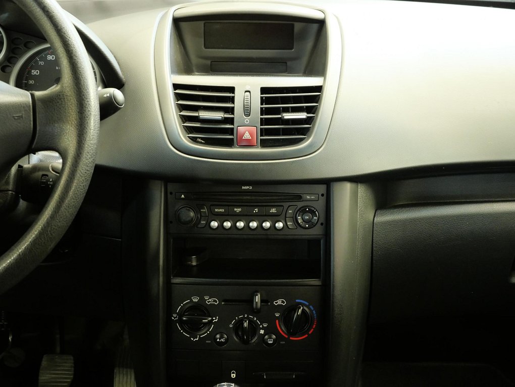 Peugeot 207 1.4i 