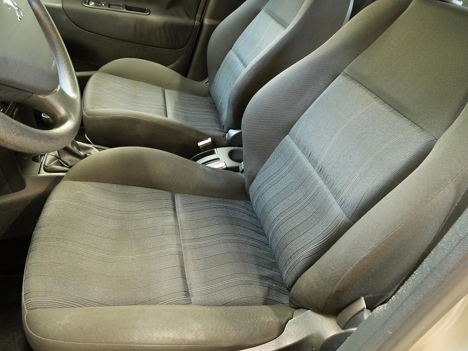 Peugeot 207 1.4i 