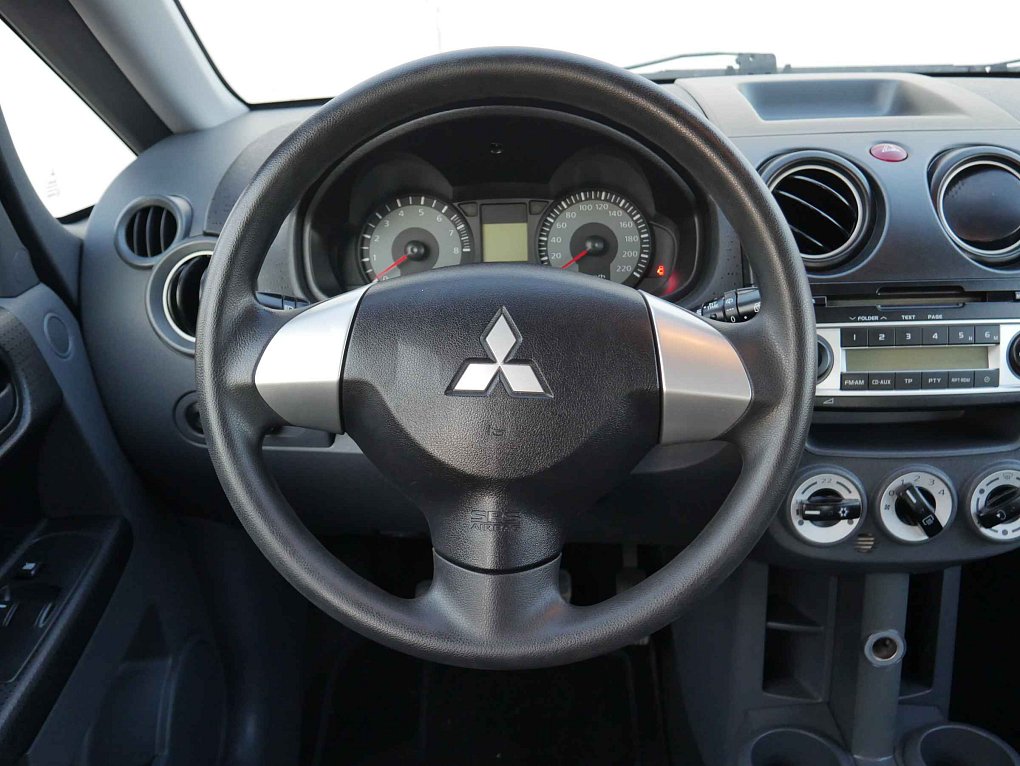 Mitsubishi Colt 1.3i 