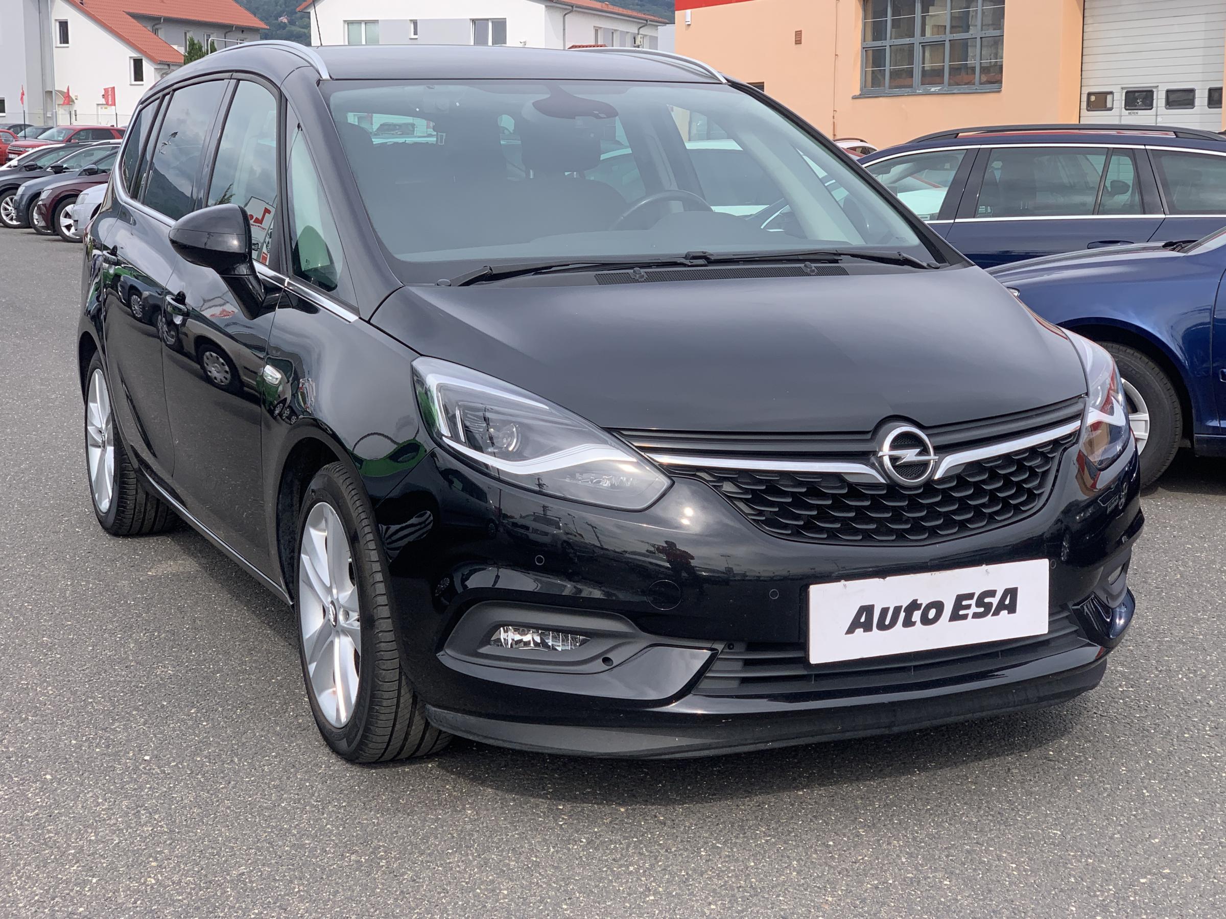 Opel Zafira, 2019 - celkový pohled
