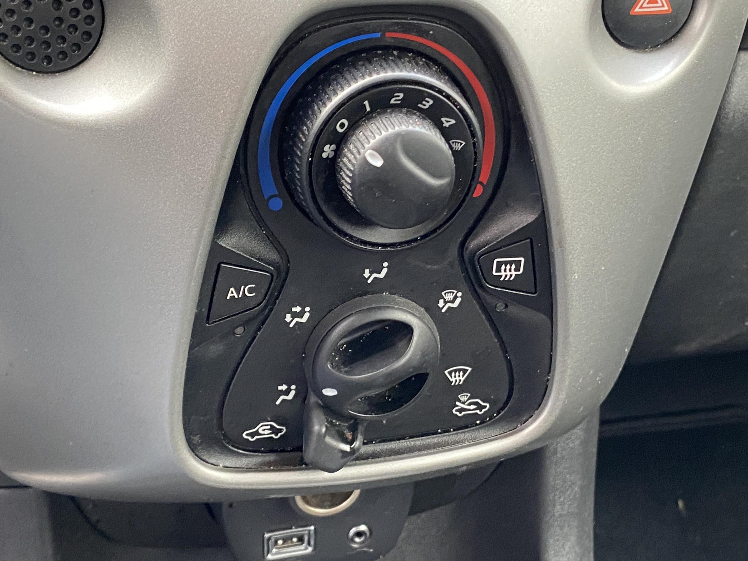 Toyota Aygo, 2016 - pohled č. 14