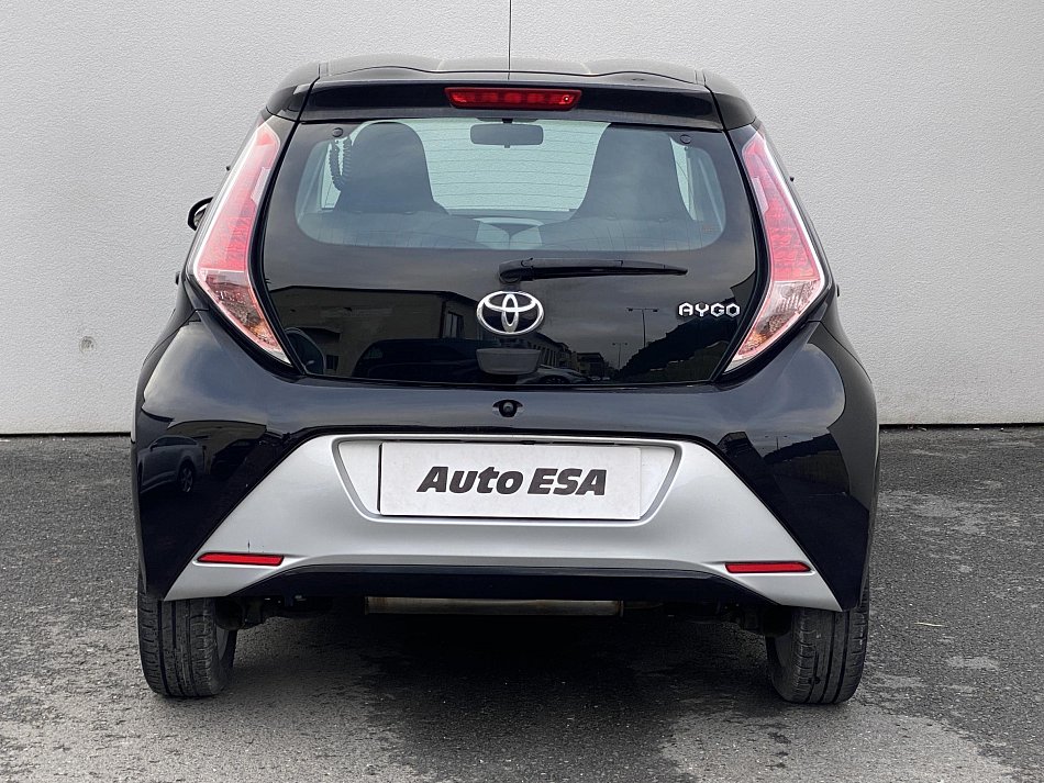 Toyota Aygo 1.0i X-play