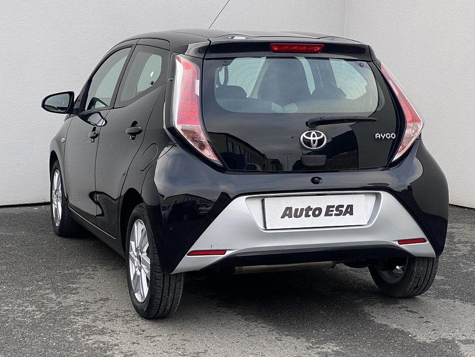 Toyota Aygo 1.0i X-play