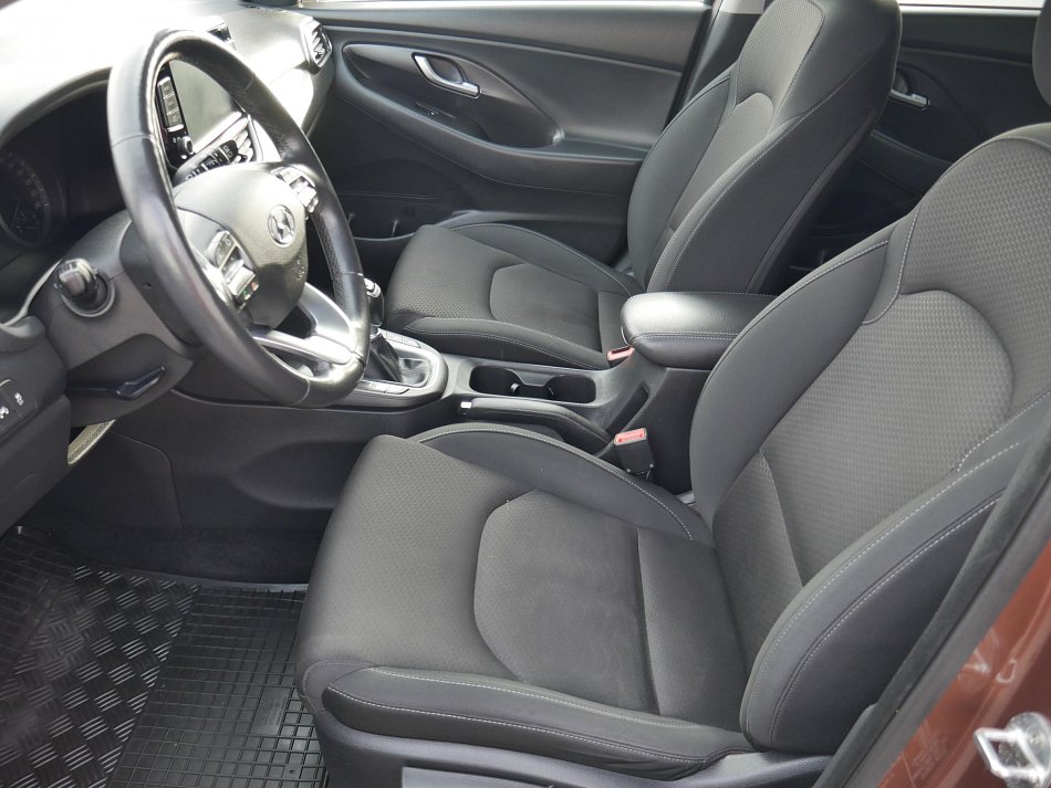 Hyundai I30 1.6 CRDF 