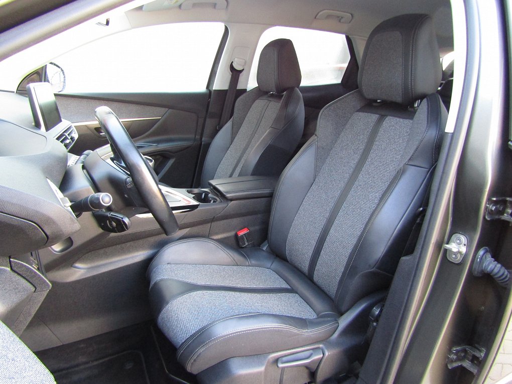 Peugeot 3008 1.5 HDi Allure