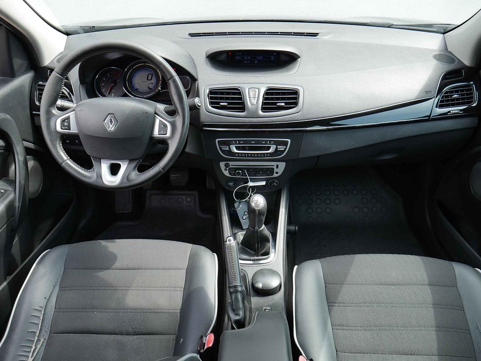 Renault Fluence 1.6i 