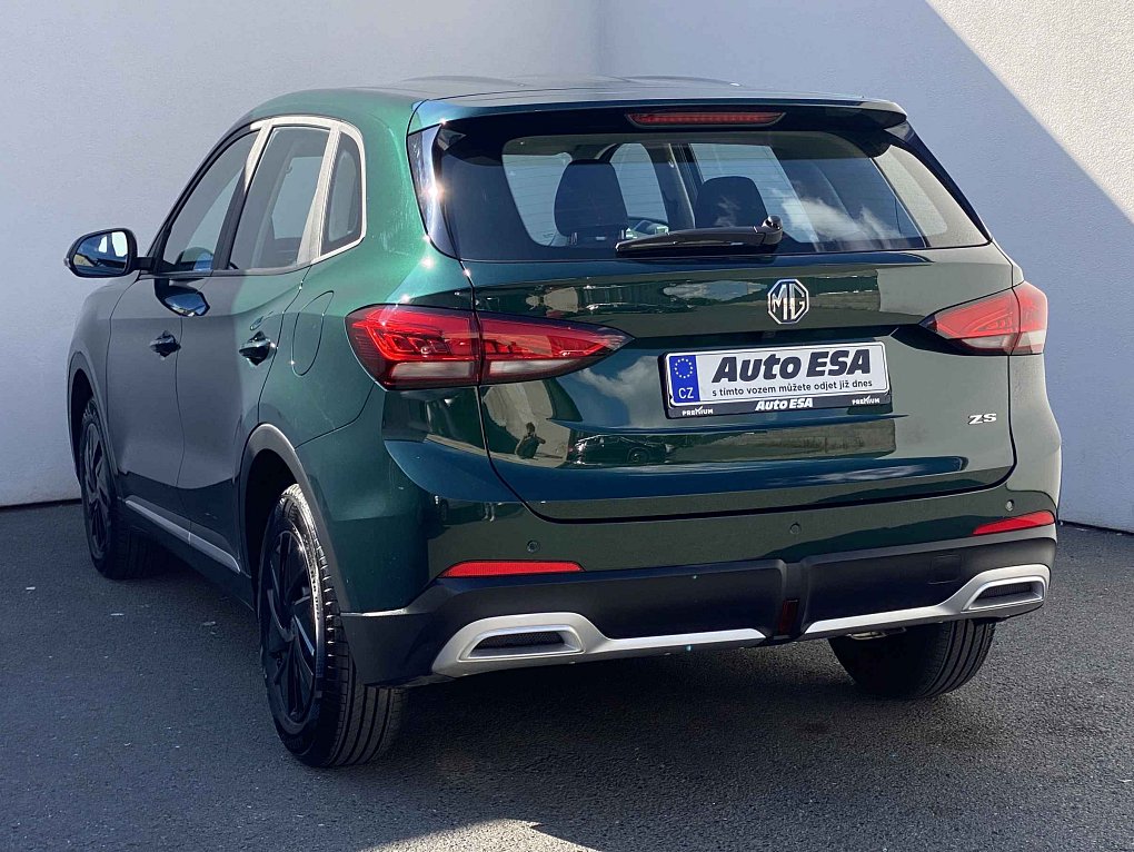 MG ZS 1.5 i 