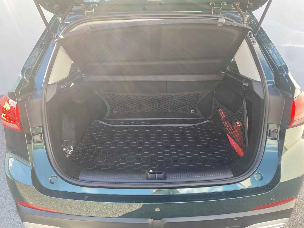 MG ZS 1.5 i 