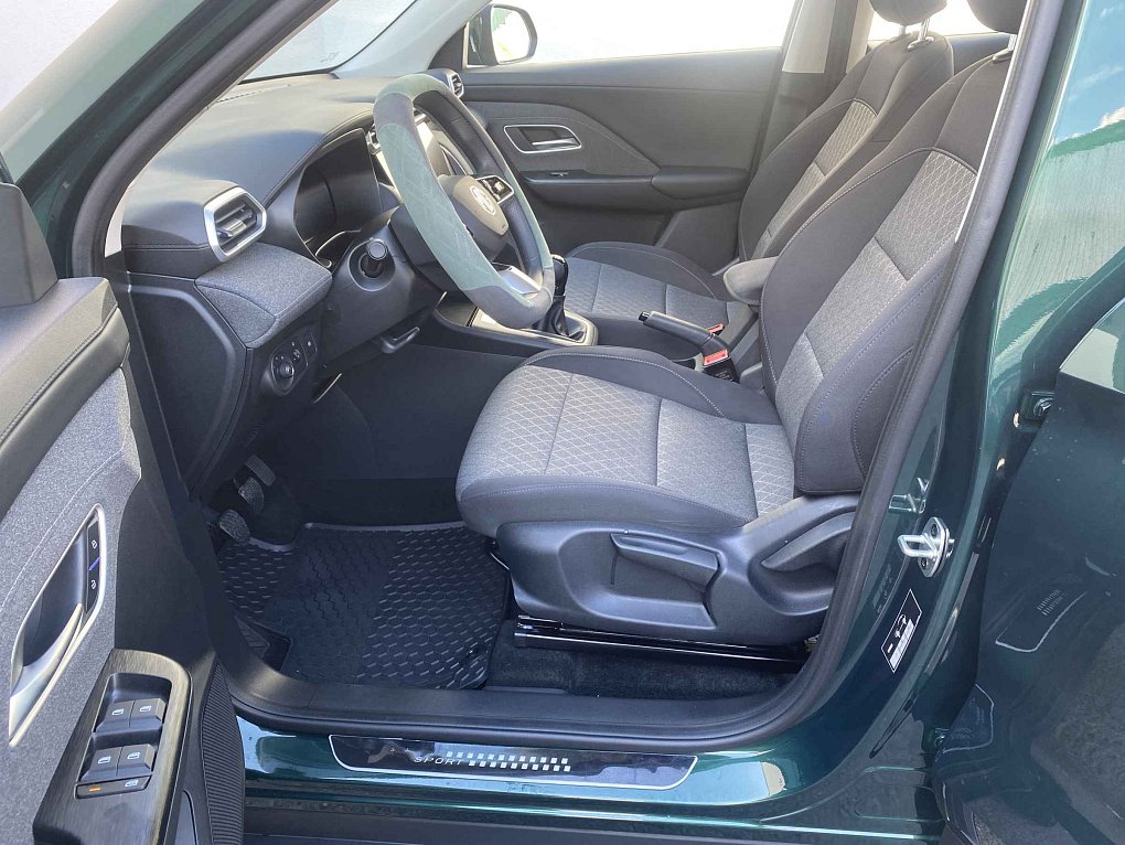 MG ZS 1.5 i 