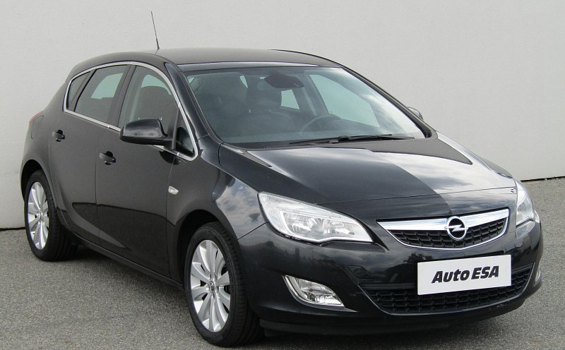 Opel Astra 1.4T Cosmo