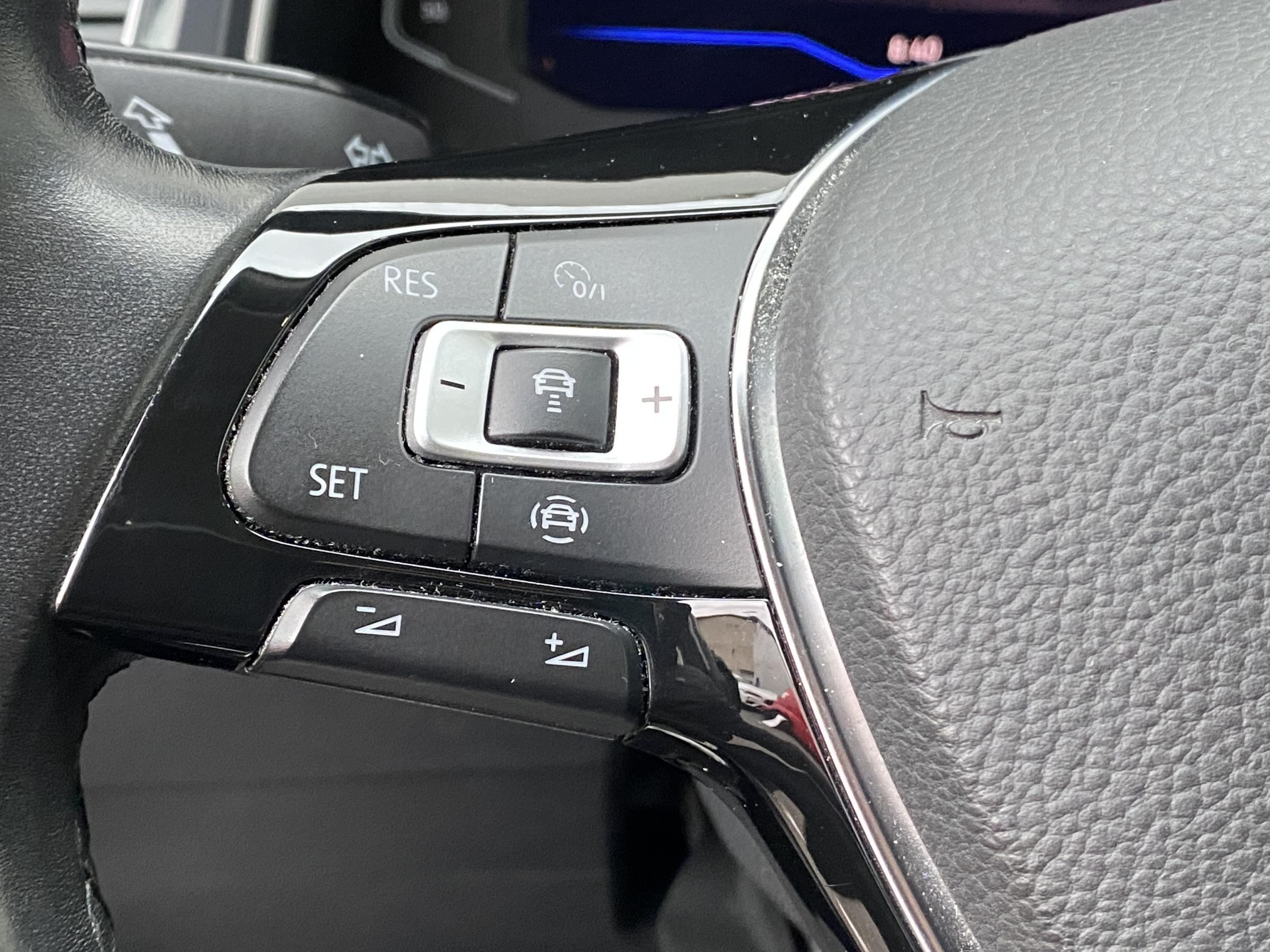 Volkswagen T-Roc, 2019 - pohled č. 13