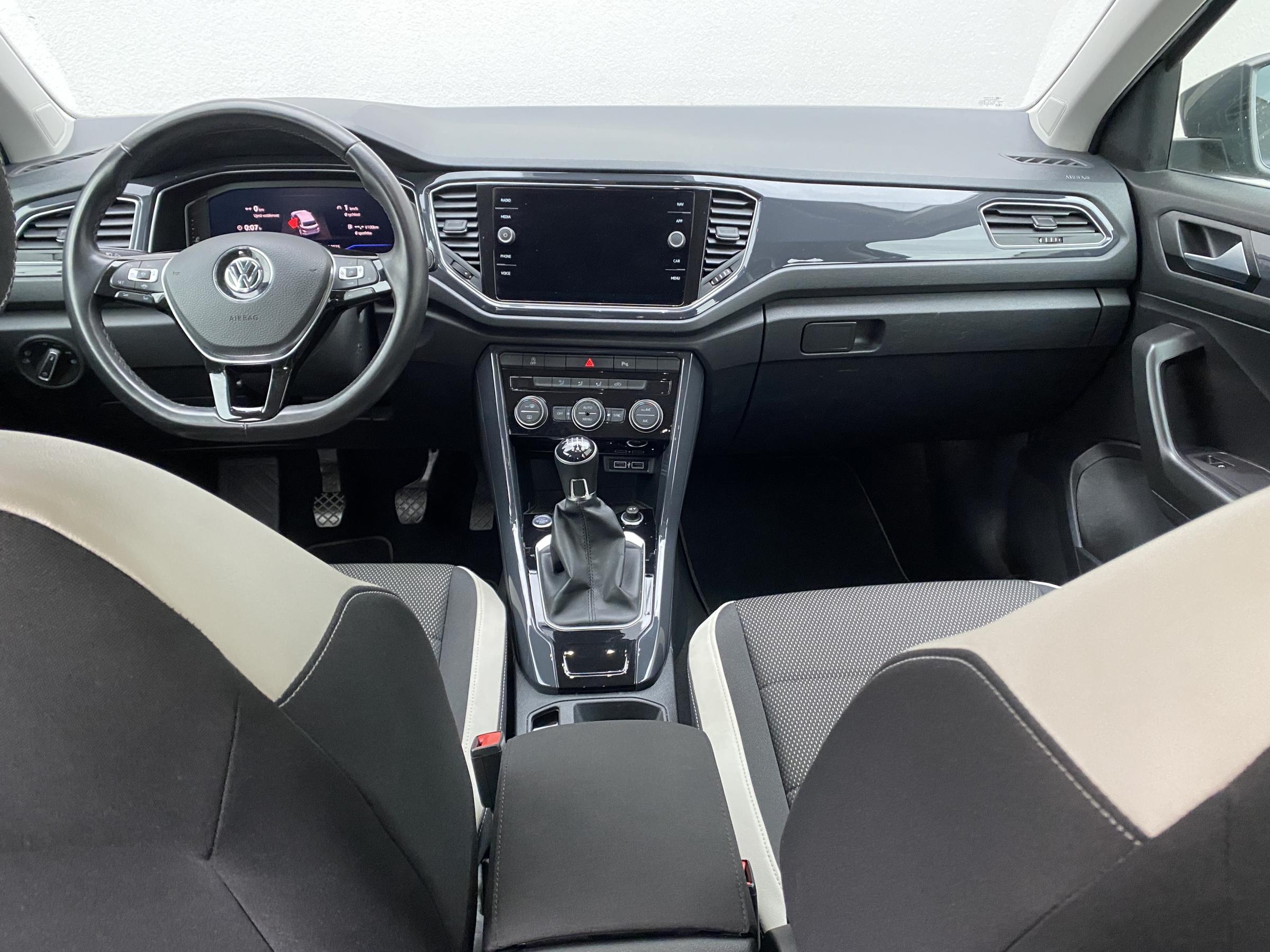 Volkswagen T-Roc, 2019 - pohled č. 8