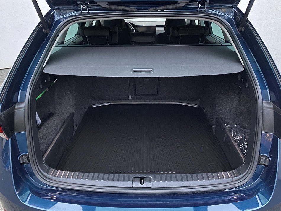 Škoda Octavia IV 1.5 TSi Style