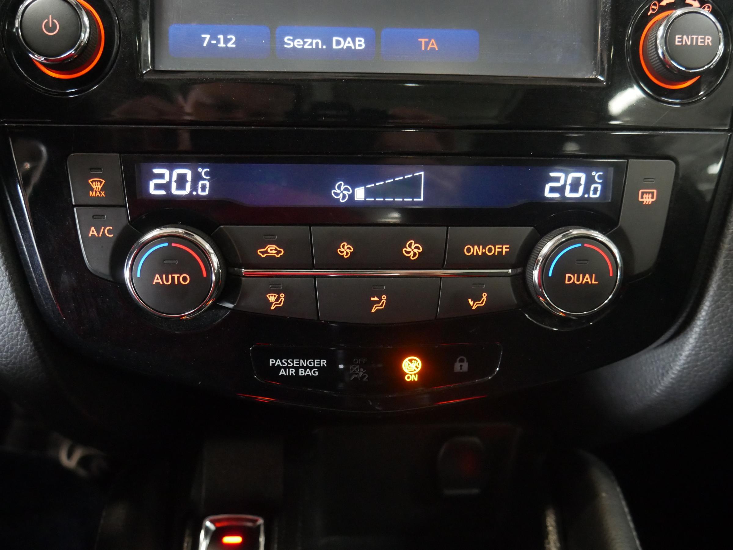 Nissan Qashqai, 2015 - pohled č. 16