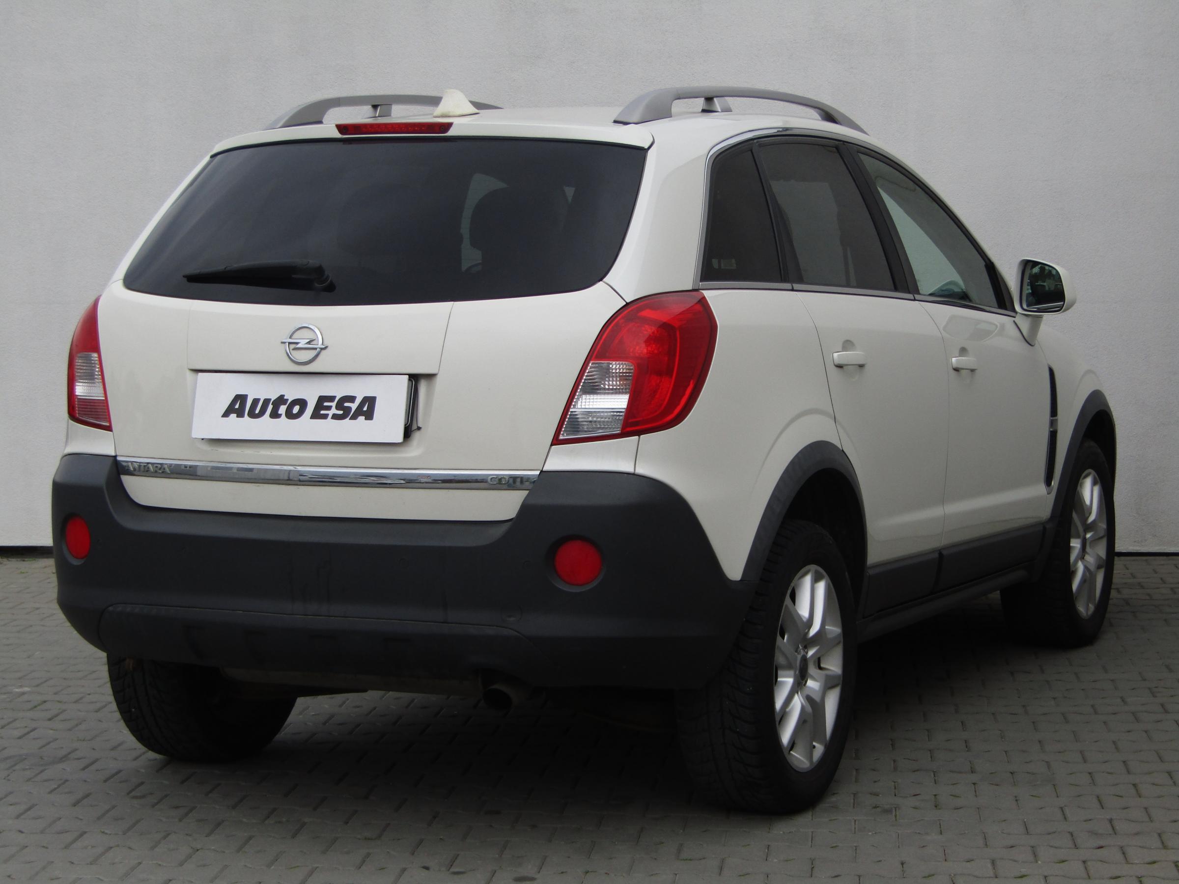 Opel Antara, 2012 - pohled č. 4