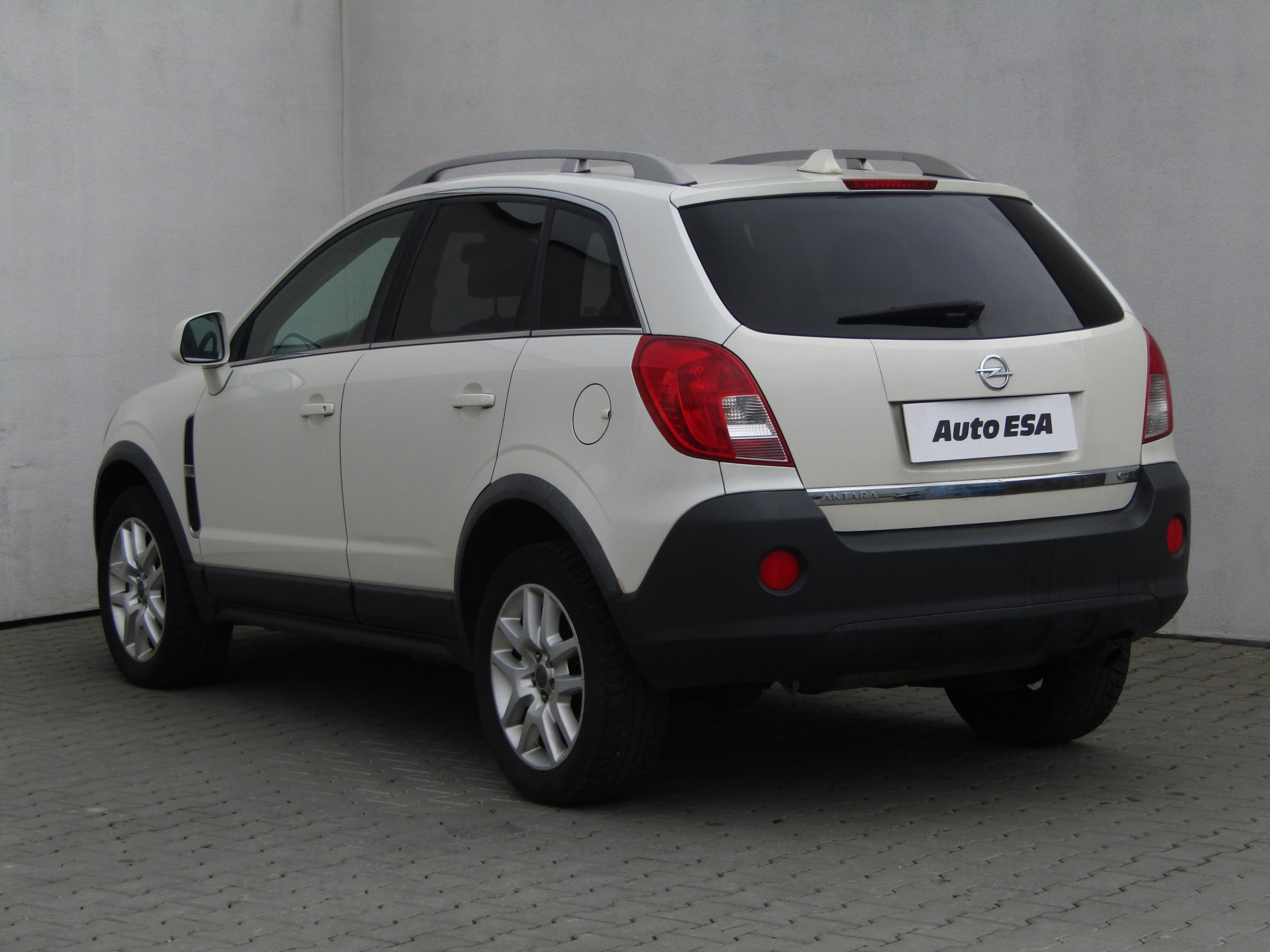 Opel Antara, 2012 - pohled č. 6