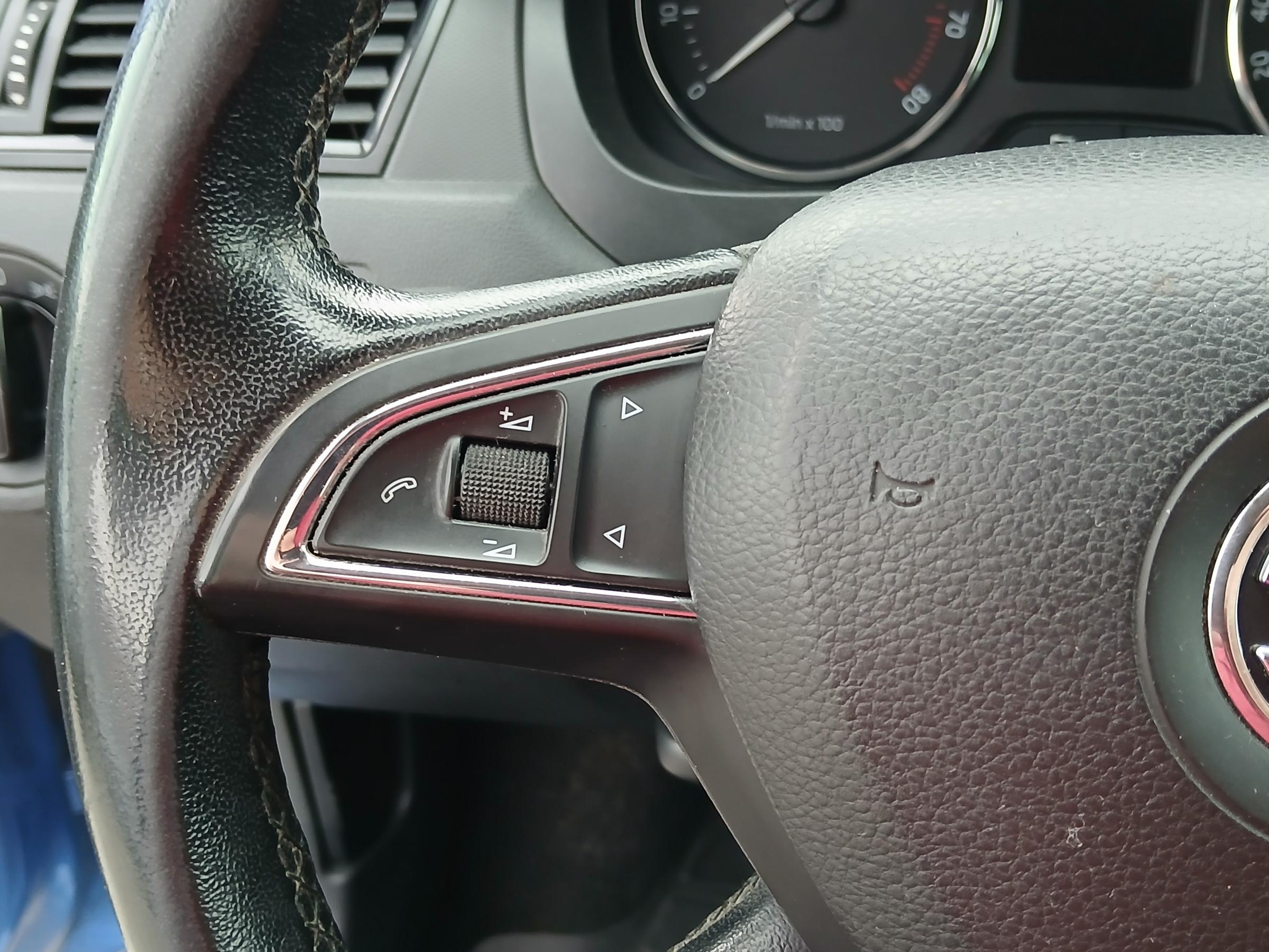 Škoda Rapid, 2013 - pohled č. 16