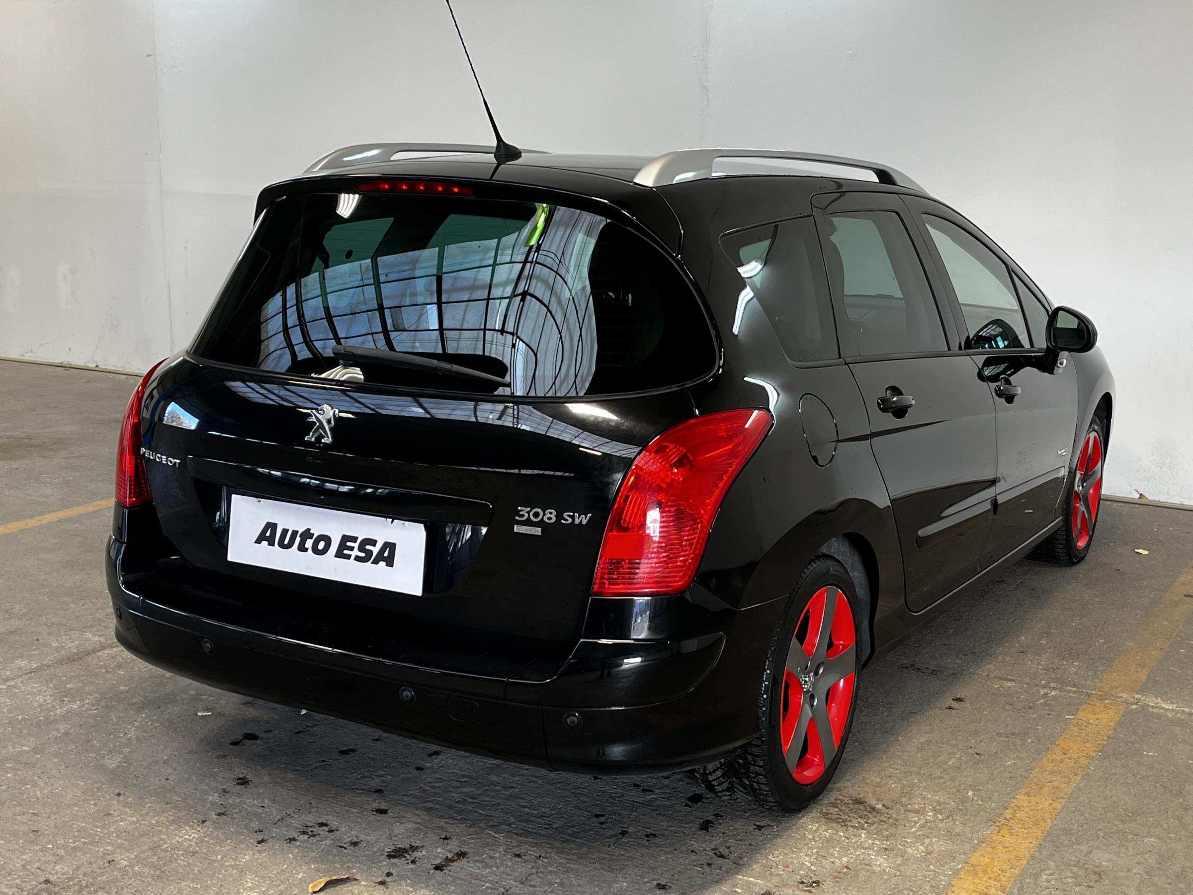 Peugeot 308, 2014 - pohled č. 4