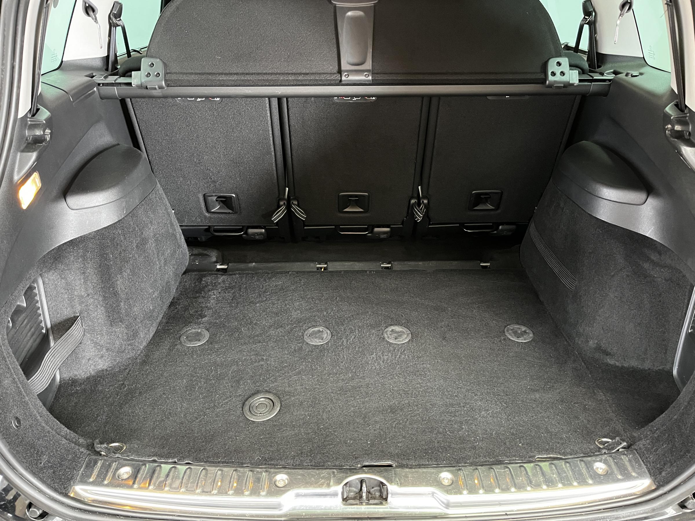 Peugeot 308, 2014 - pohled č. 7