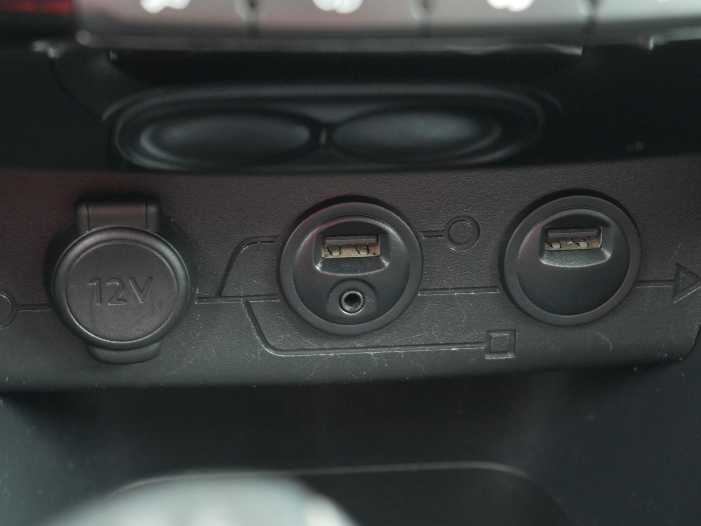 Peugeot 2008, 2013 - pohled č. 19