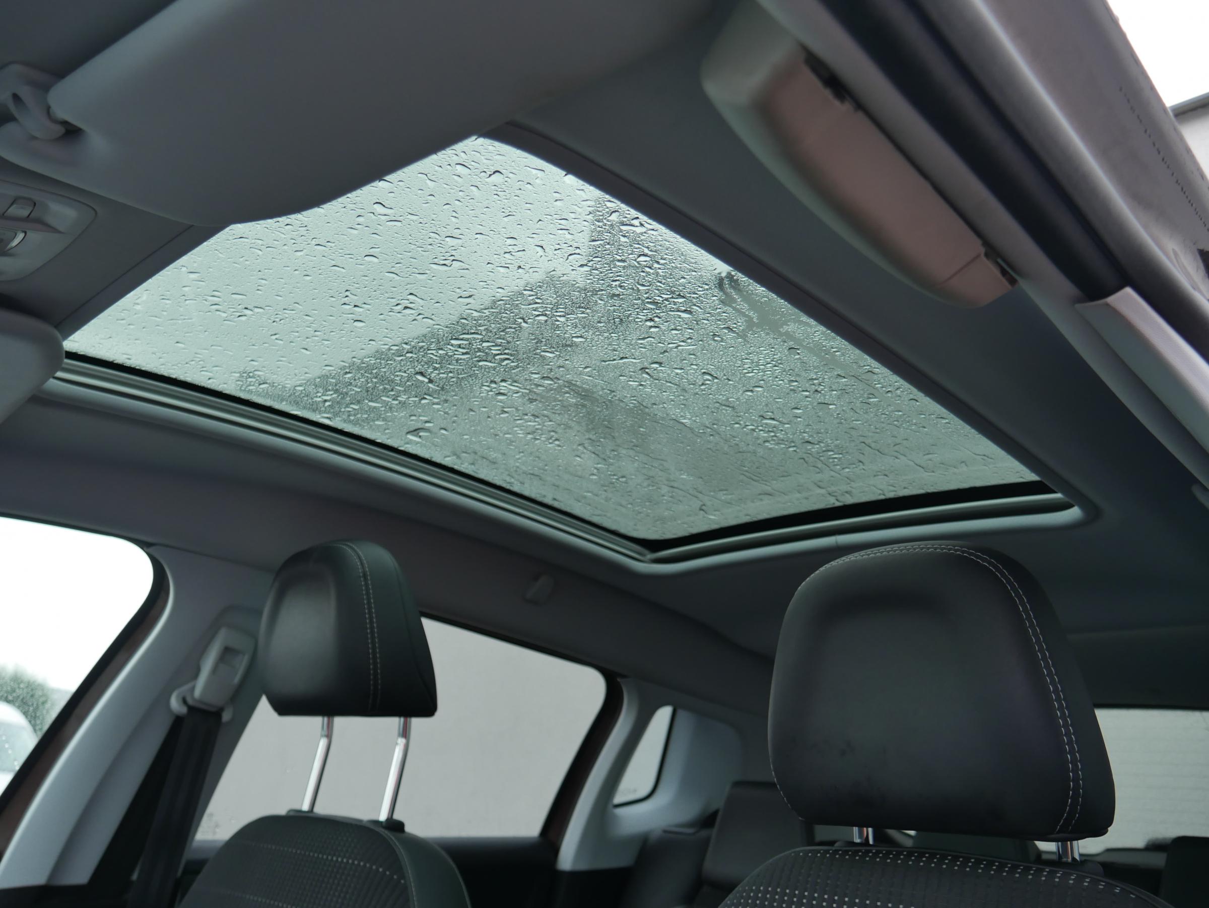 Peugeot 2008, 2013 - pohled č. 21