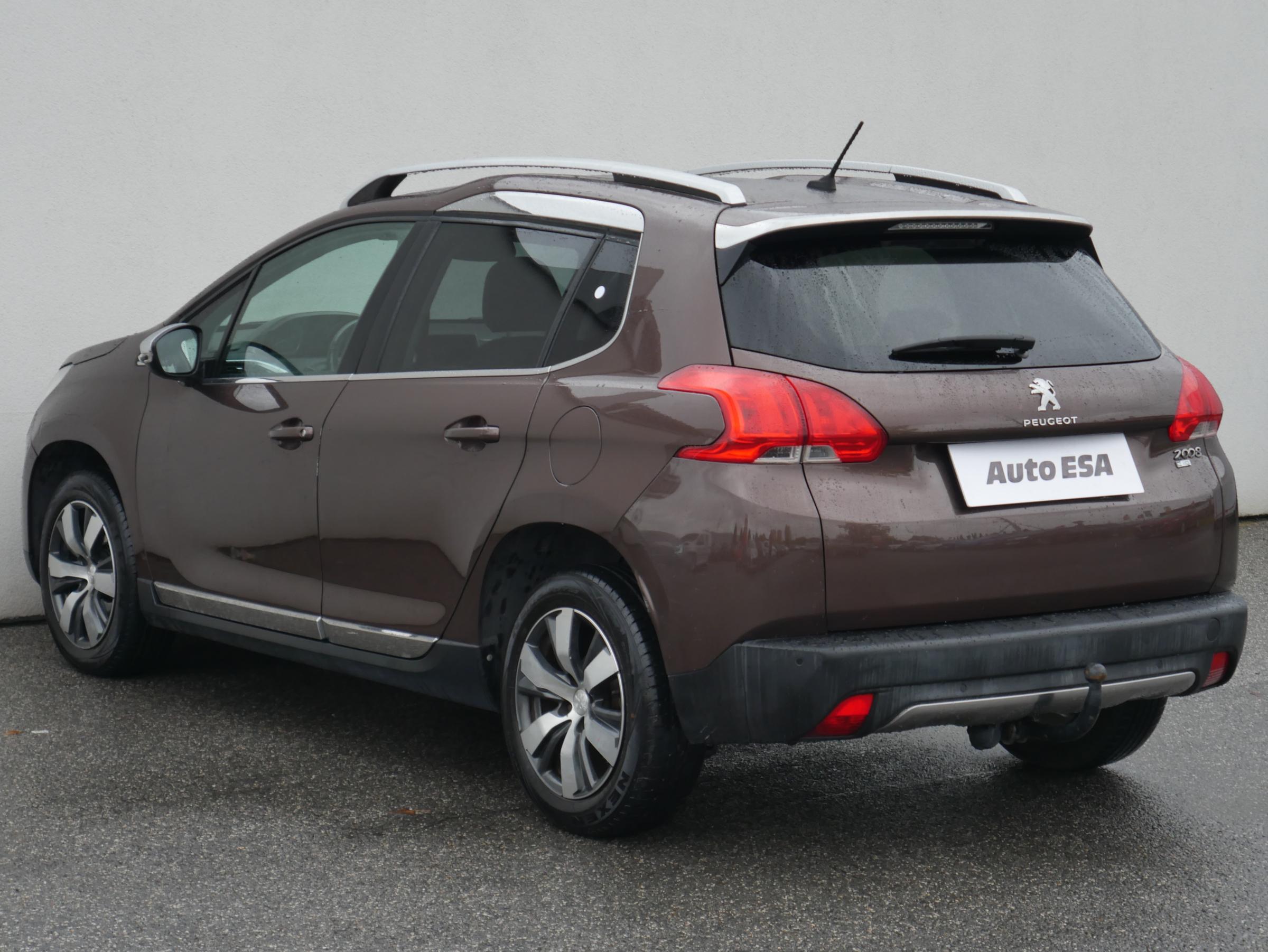 Peugeot 2008, 2013 - pohled č. 6