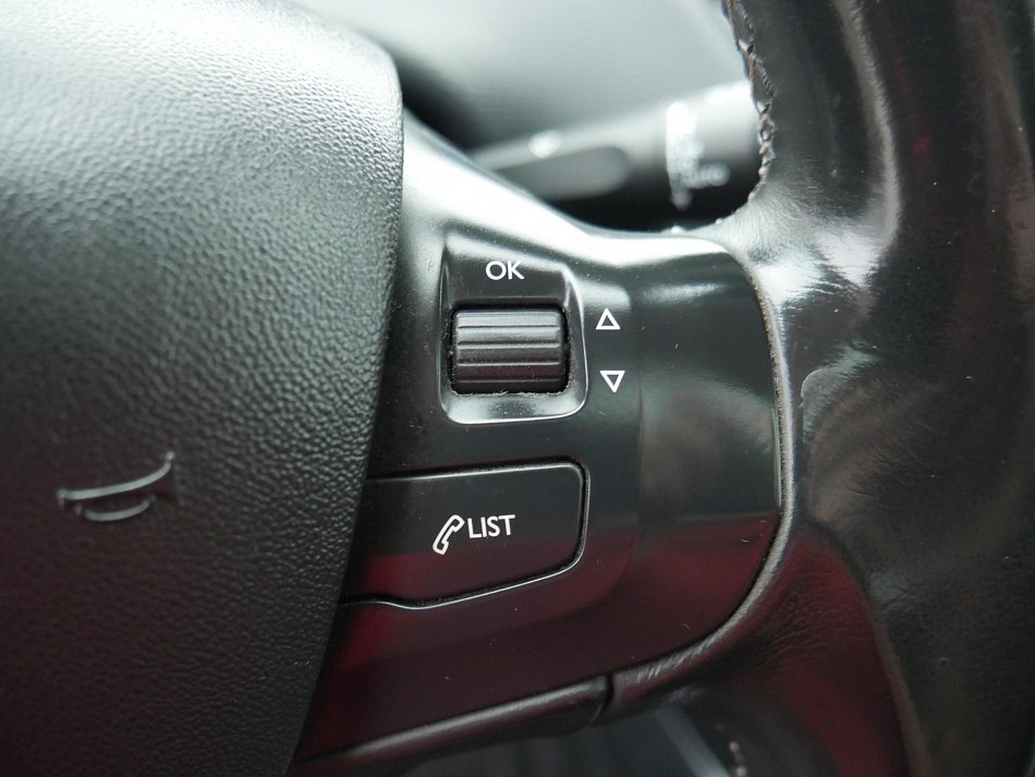 Peugeot 2008 1.6HDi Allure