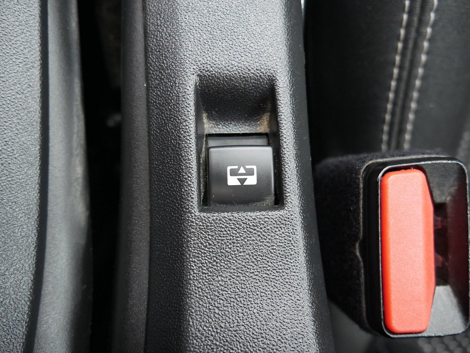 Peugeot 2008 1.6HDi Allure