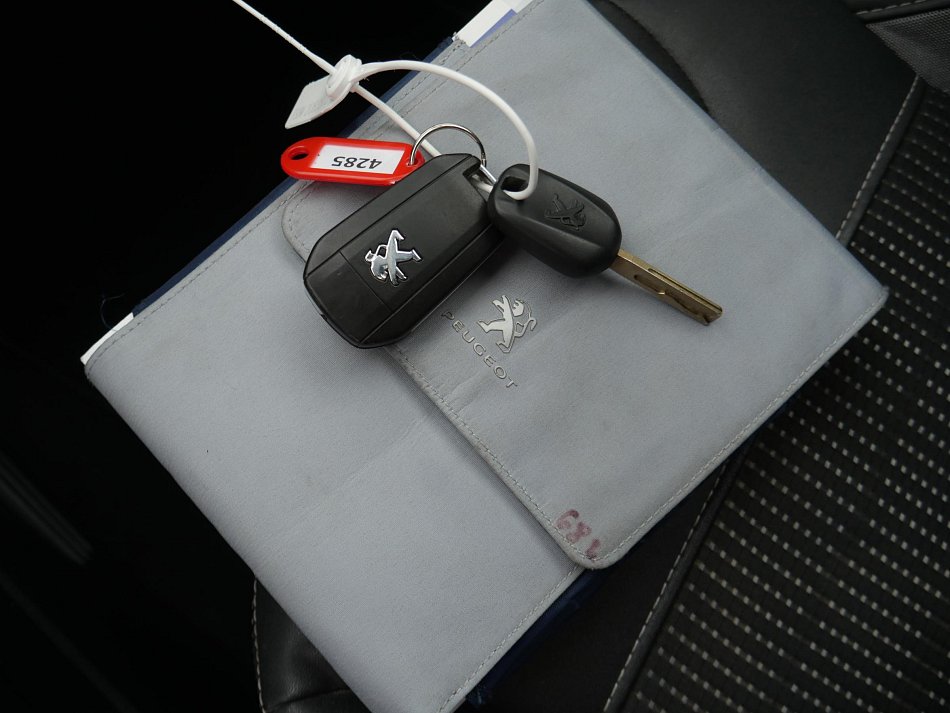 Peugeot 2008 1.6HDi Allure