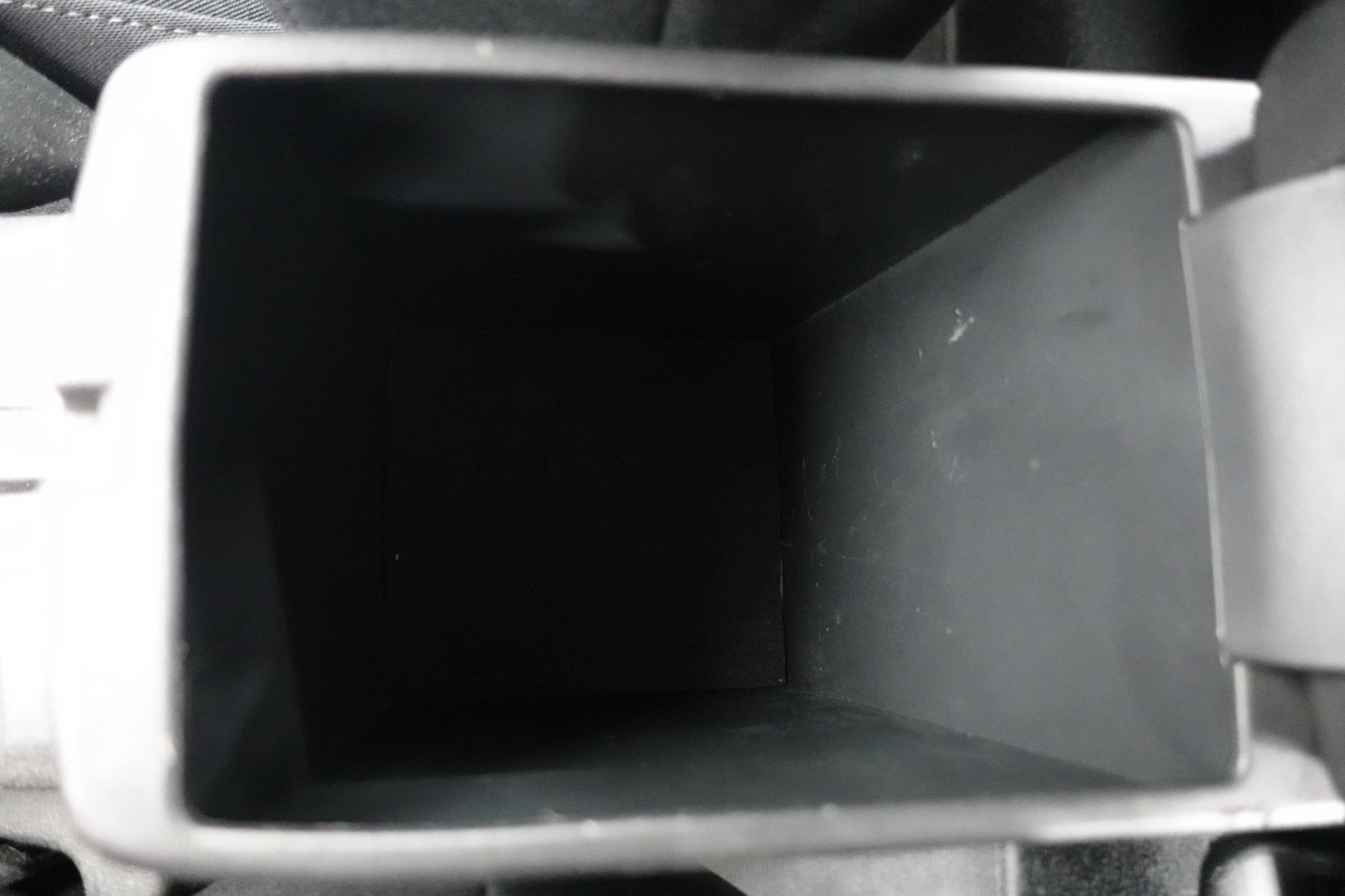 Toyota Auris, 2011 - pohled č. 20