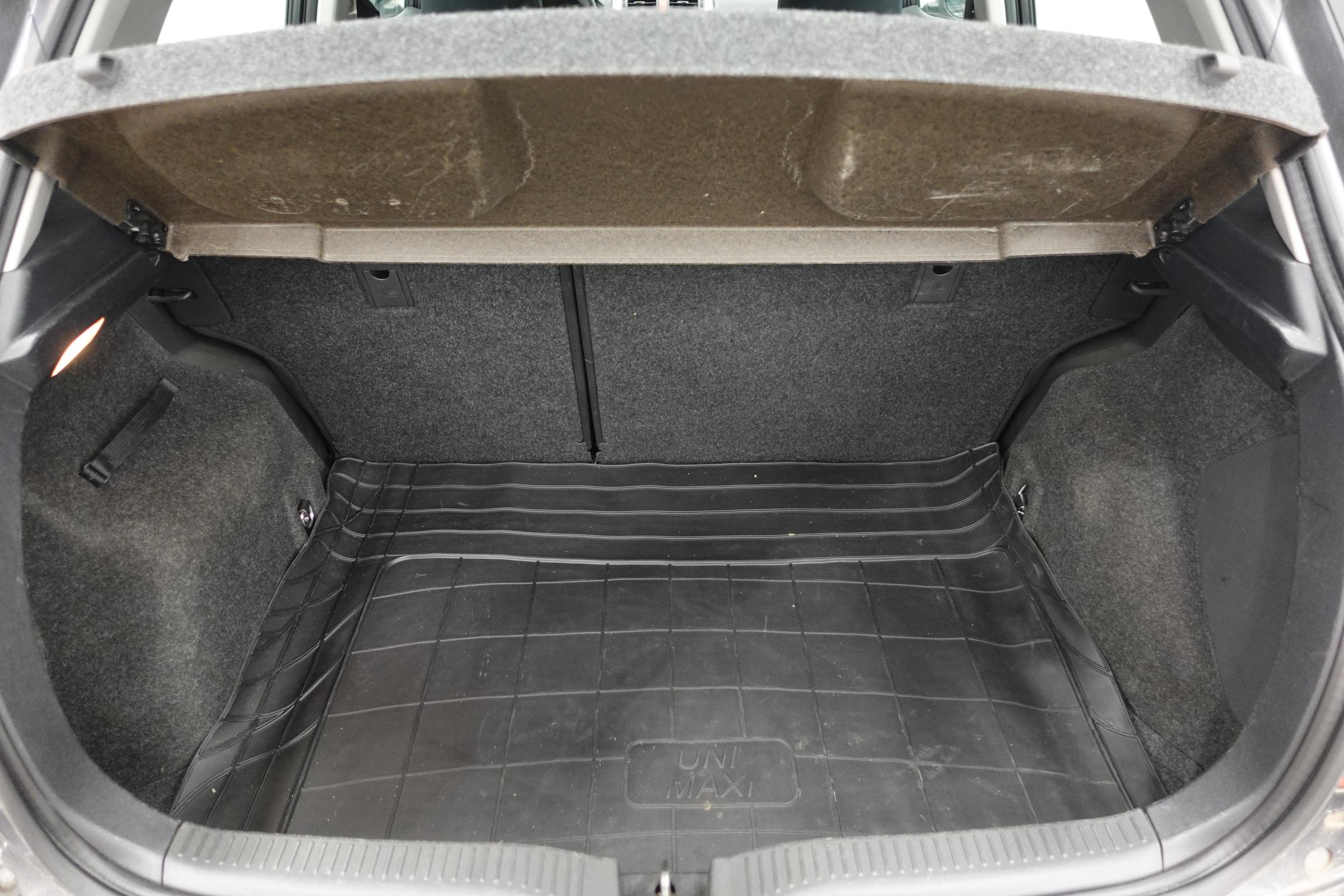 Toyota Auris, 2011 - pohled č. 7