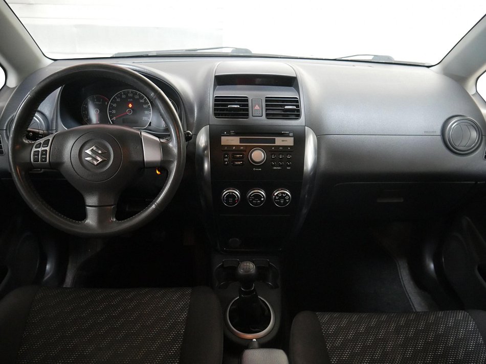 Suzuki SX4 1.6 i 
