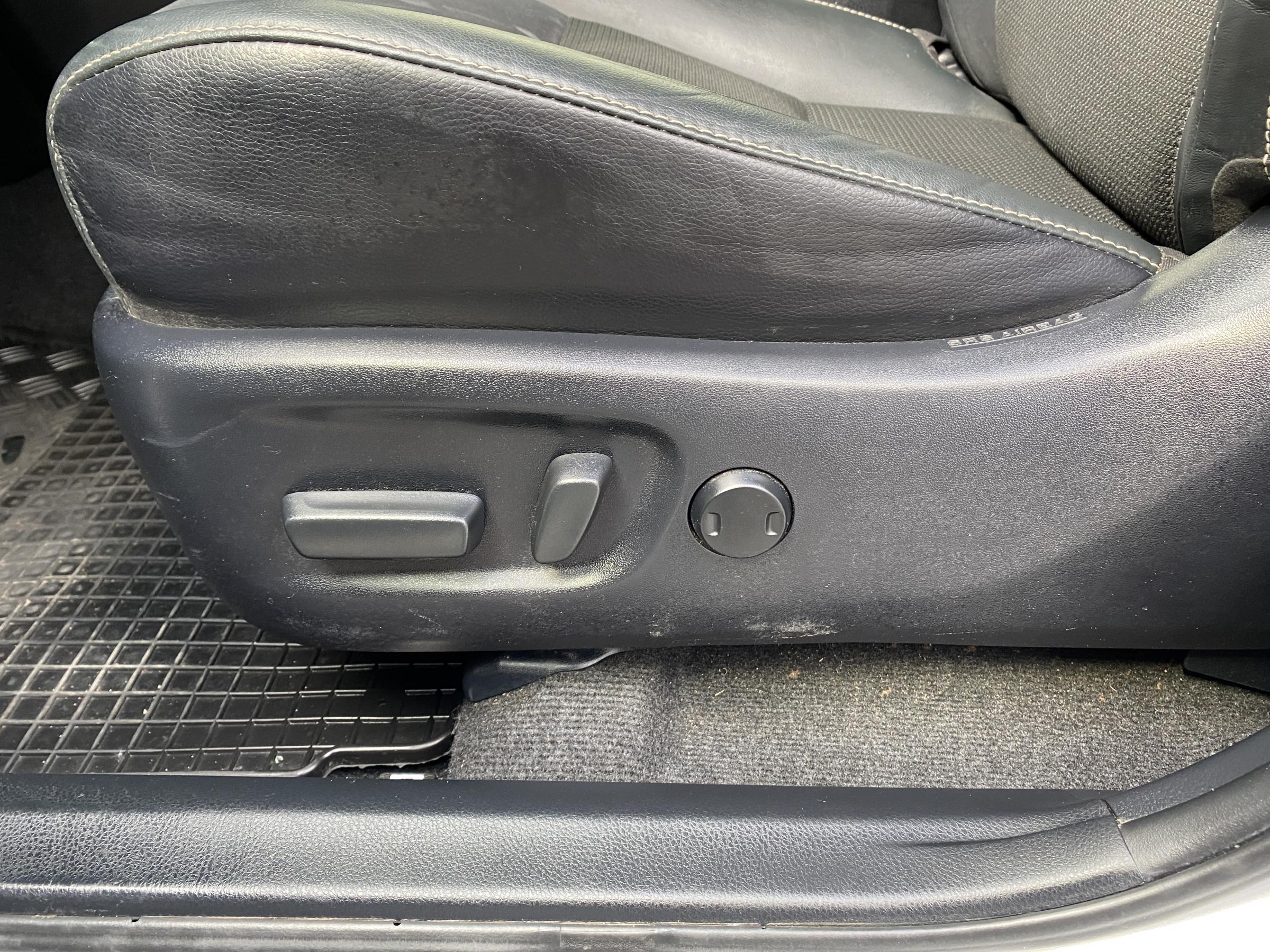 Toyota RAV4, 2018 - pohled č. 14