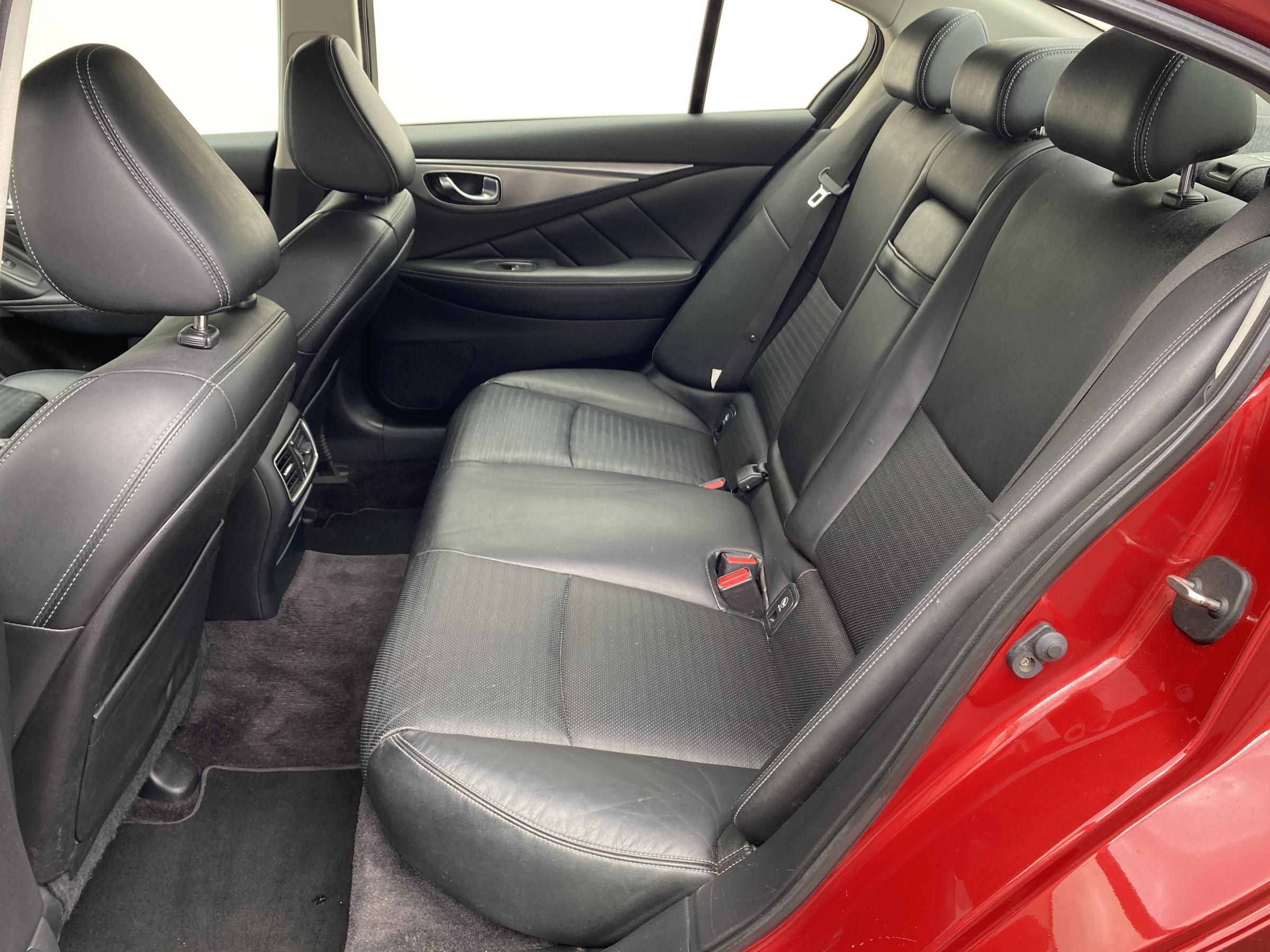 Infiniti Q50, 2014 - pohled č. 18