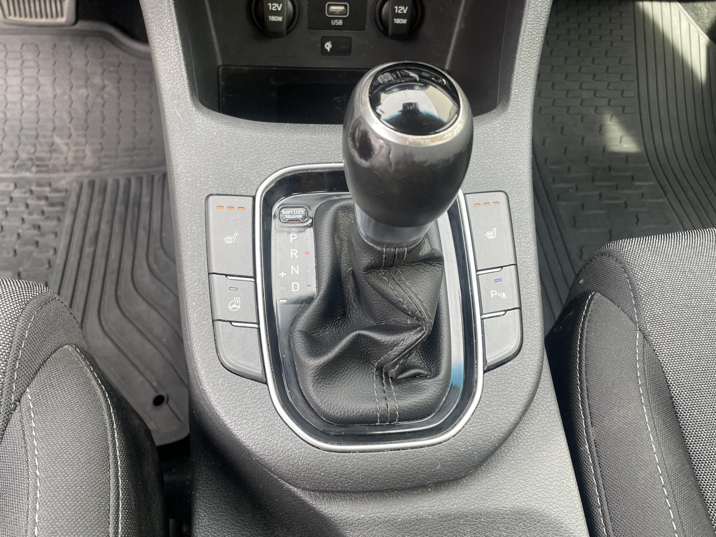 Hyundai i30, 2021 - pohled č. 13