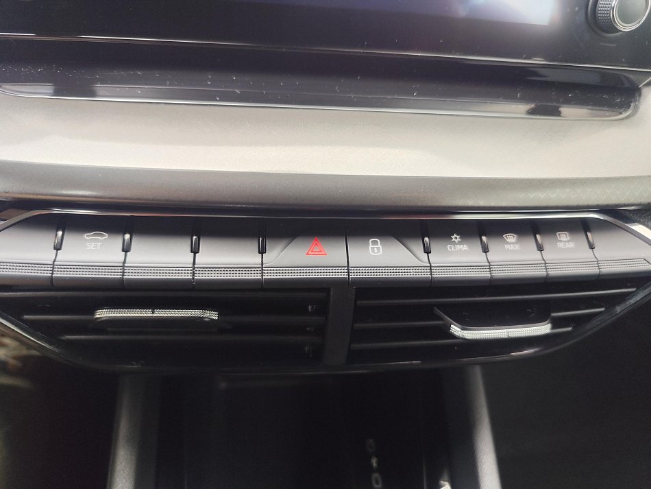 Škoda Octavia IV 1.0 TSi Ambition