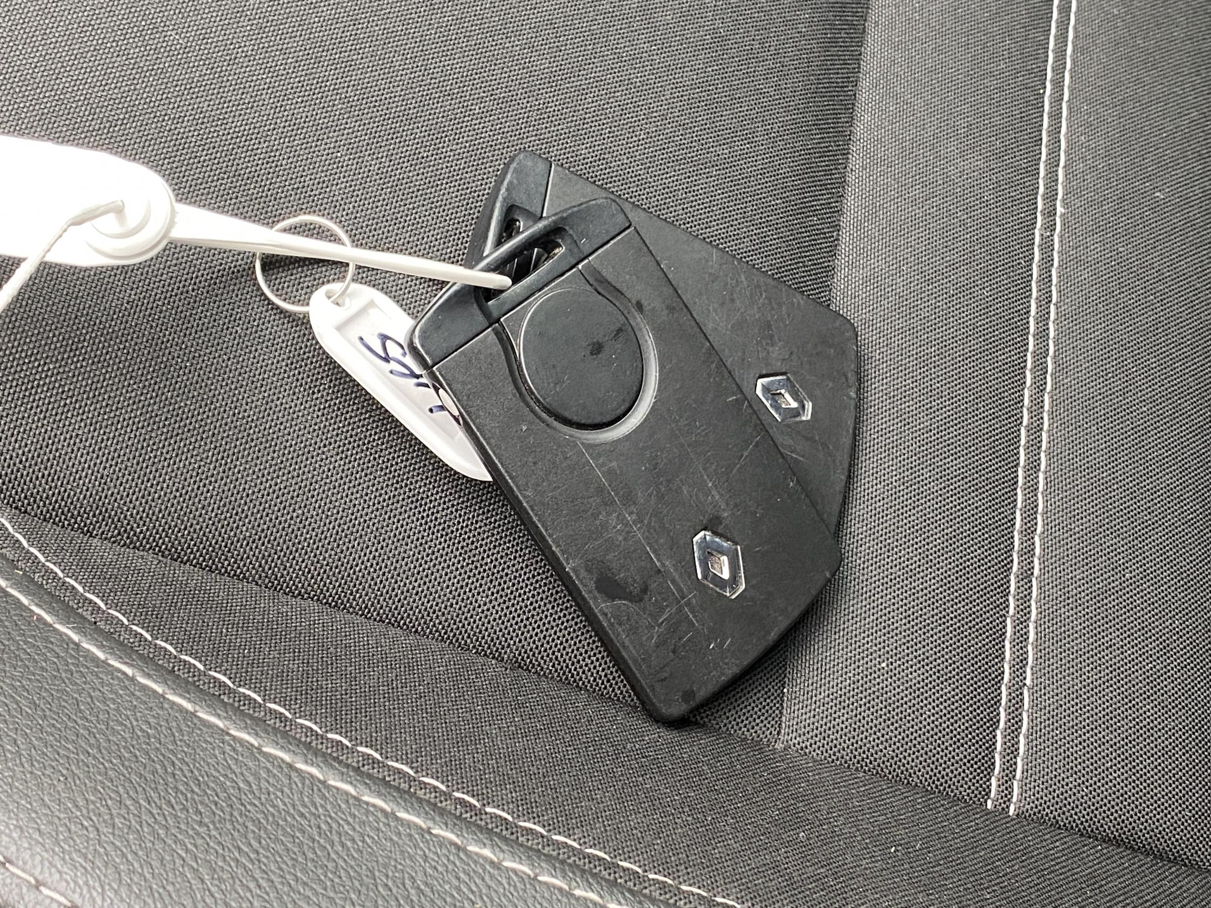 Renault Laguna, 2014 - pohled č. 16