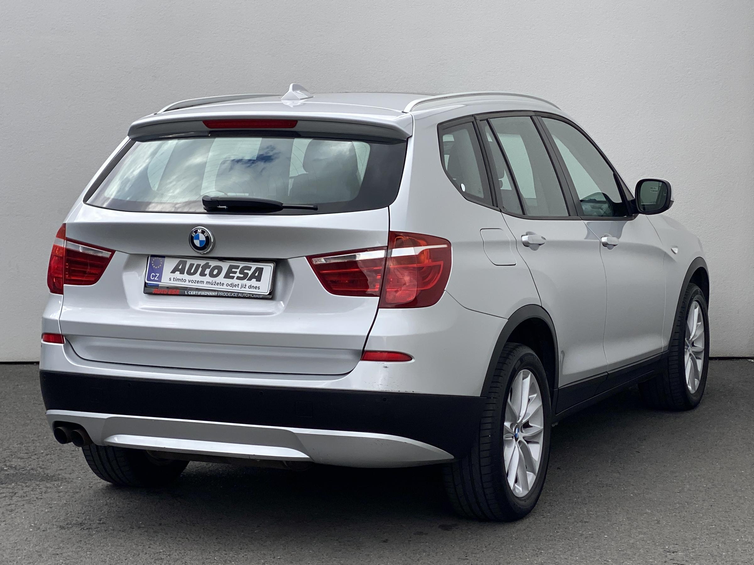 BMW X3, 2011 - pohled č. 4