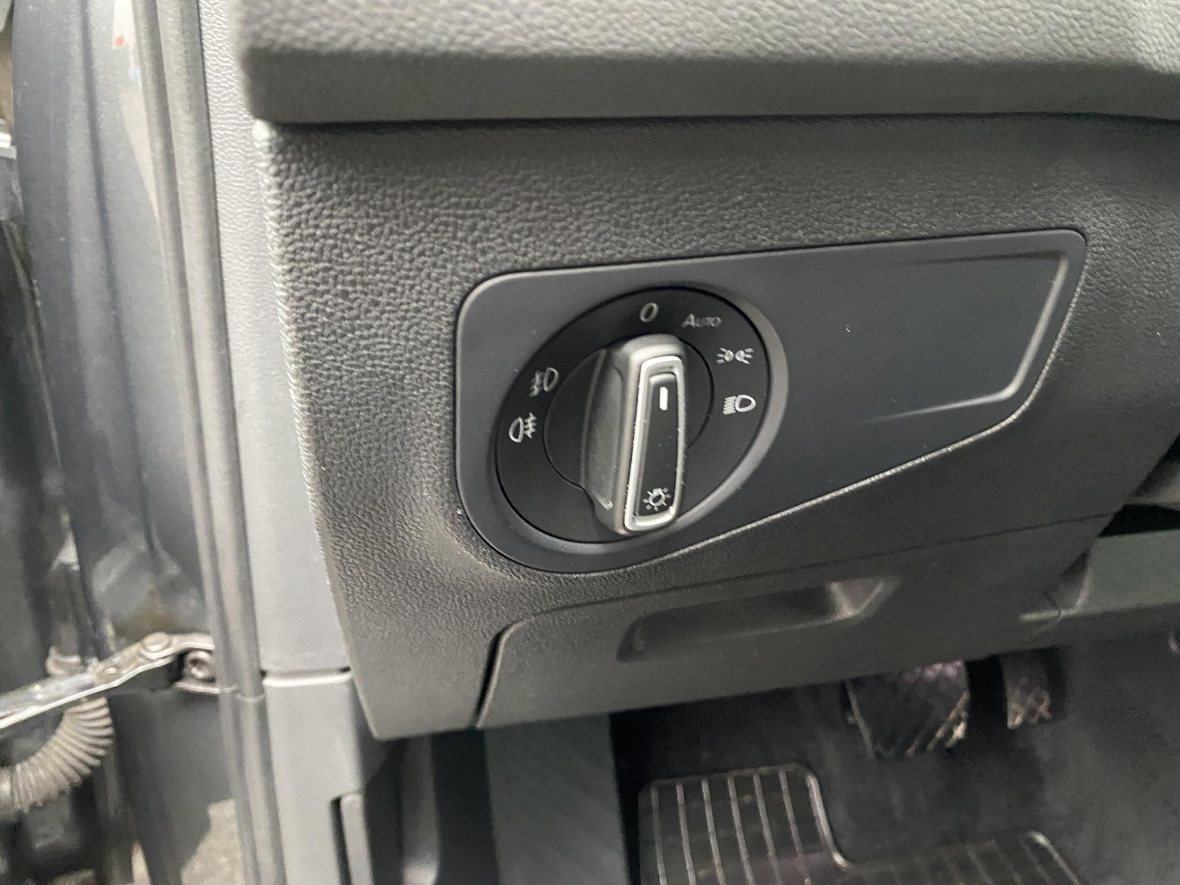 Volkswagen Tiguan, 2016 - pohled č. 15