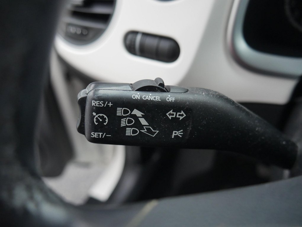 Volkswagen Beetle 1.2TSi Design