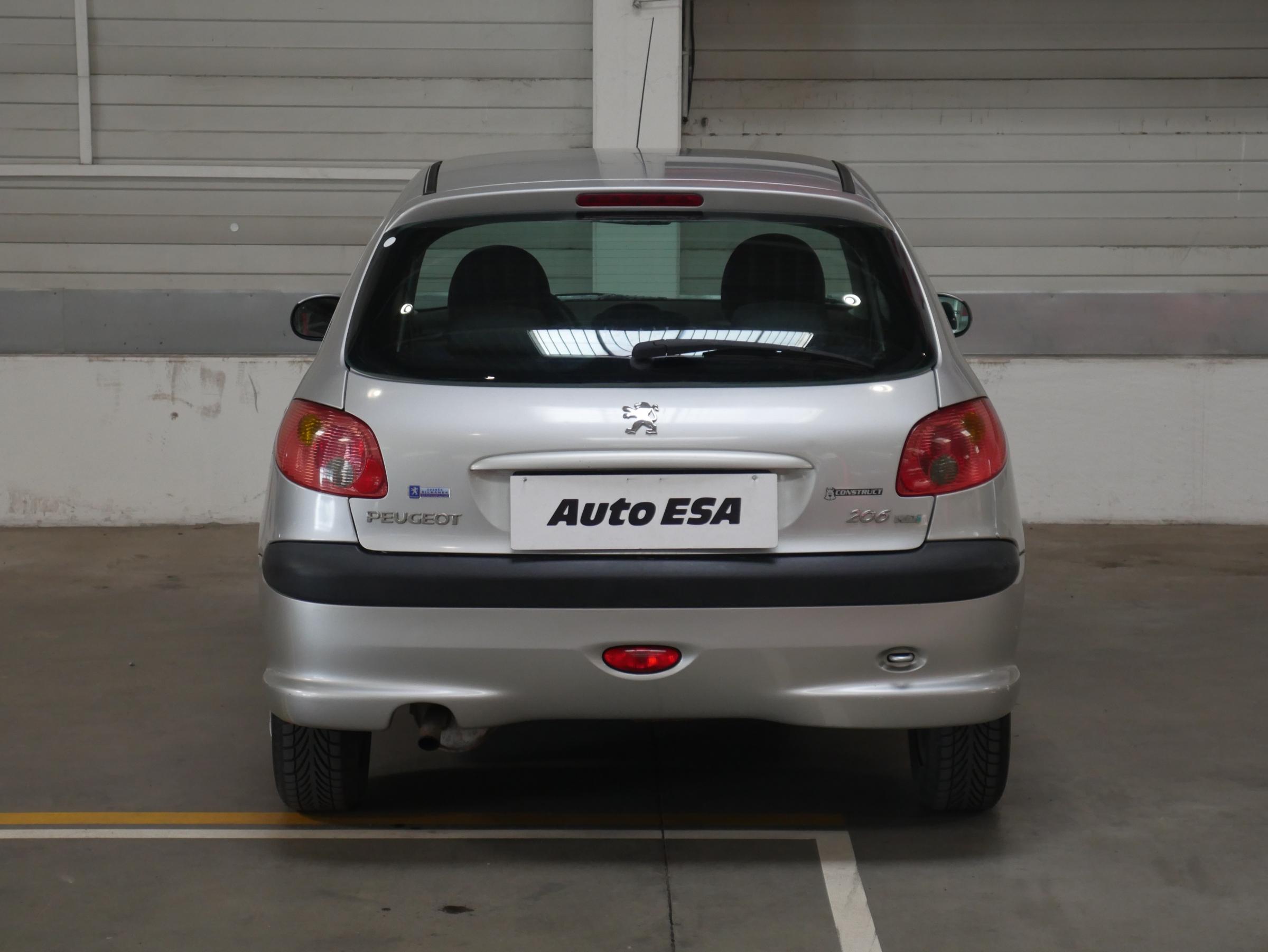 Peugeot 206, 2003 - pohled č. 5