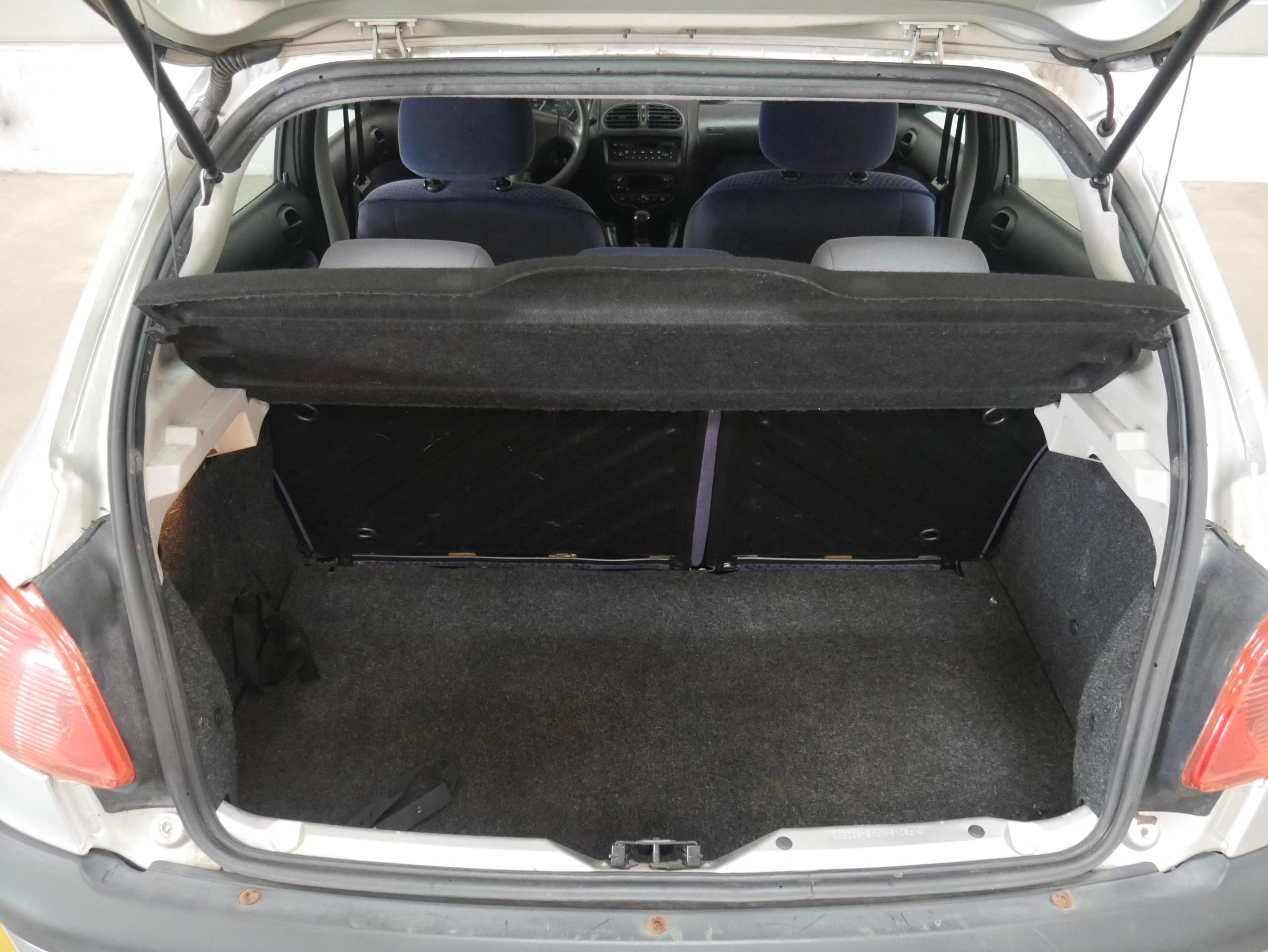 Peugeot 206, 2003 - pohled č. 7