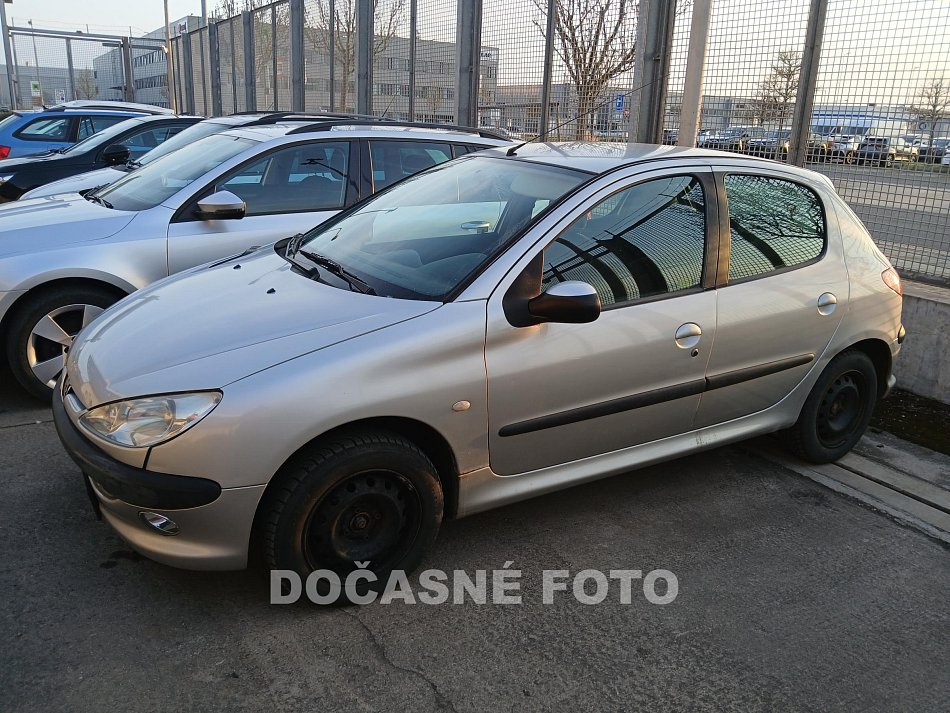 Peugeot 206 1.4 MPi 